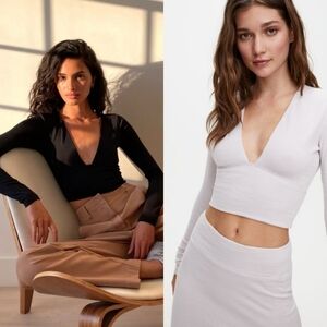 🌞Aritzia Wilfred Free BRIGITTE Crop Deep V Neck Top Black